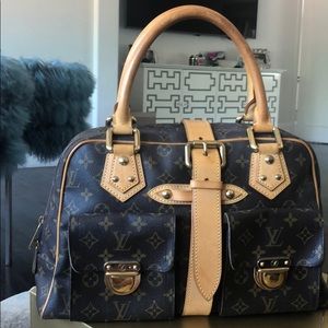 LOUIS VUITTON handbag